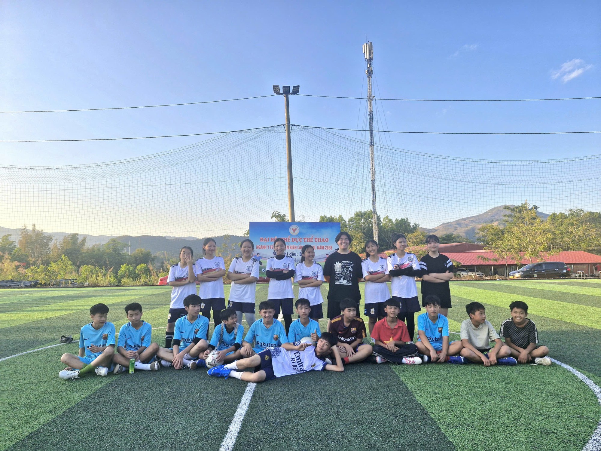 GIẢI BÓNG ĐÁ CẤP PHƯỜNG NĂM HỌC HỌC 2025-2026